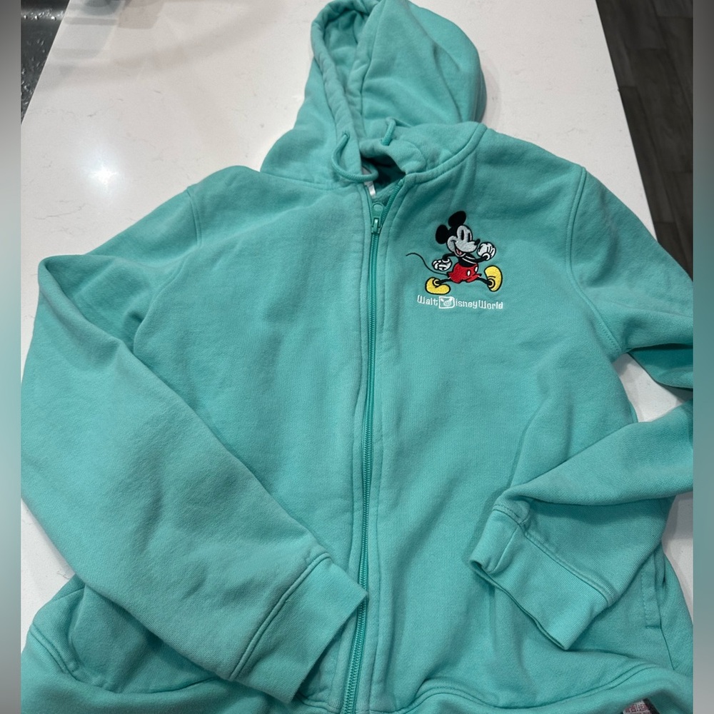 Women’s Aqua Fleece Full-Zip Up Walt Disney World Hoodie, Size M.